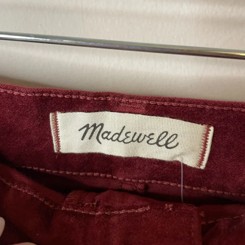 NWT Madewell Stretch Velveteen Straight Zip Mini Skirt in Burgundy